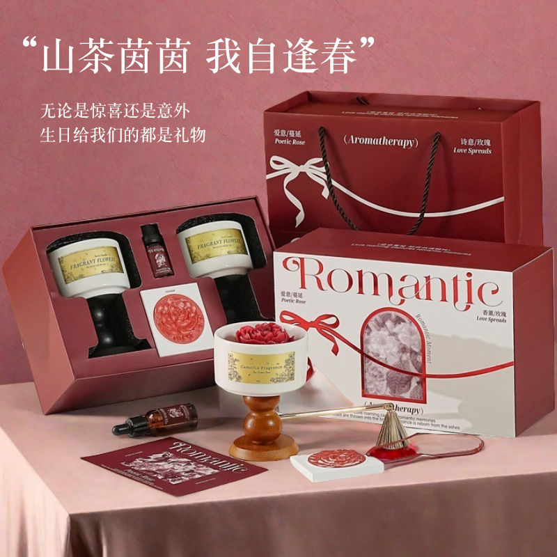 Home Fragrance Gift Box - 高級椿の香りのキャンドルギフトボックスセット。 長持ちする香りのディフューザーオーナメント、自宅の寝室に。 誕生日プレゼント