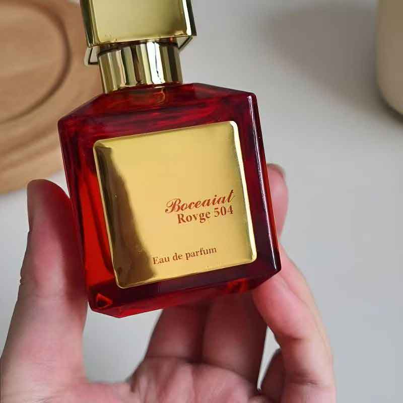 バカラ540エッセンス香水は、豊かで魅力的なオリエンタルフロ - Home Fragrance Red Wine のレビューと価格