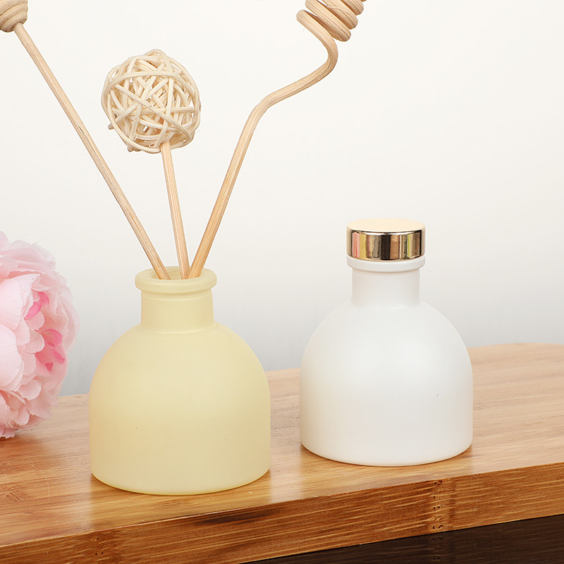 1pc 50 ミリリットル空のピンク/ホワイト/イエロー/ブ - Home Fragrance Reed Diffuser のレビューと価格