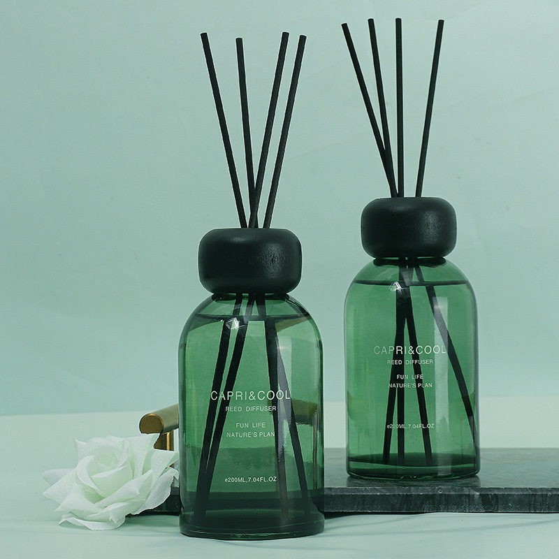 エッセンシャルオイルリードディフューザーギフトセット ホテル - Home Fragrance Aroma Set のレビューと価格
